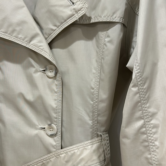 NWOT Denver Hayes raincoat - Picture 5 of 7